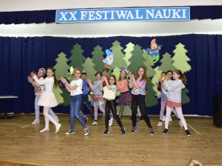 XX Festiwal Nauki: klasy 4-8 i występy